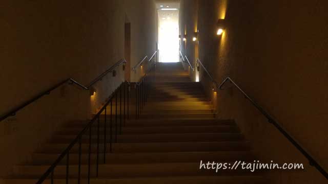 モザイクタイルミュージアム階段