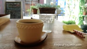 カフェ温土のチコリ茶